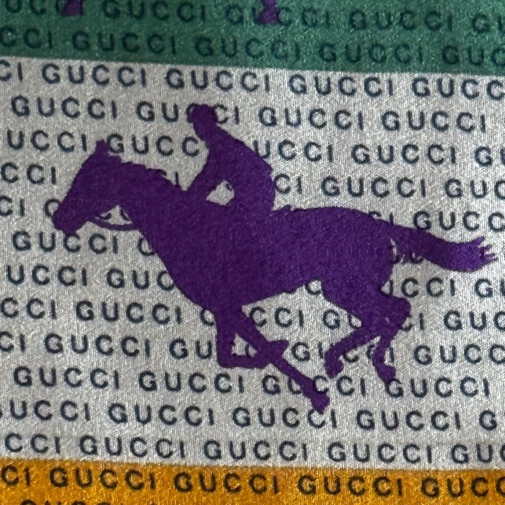GUCCI Scarf Vintage Equestrian Print Horse & Rider Galloping STUNNING - Picture 5 of 13